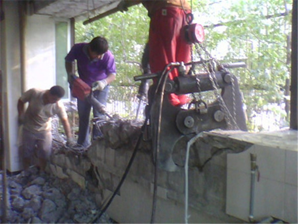 1593130043497495.jpg 20122212166213.jpg