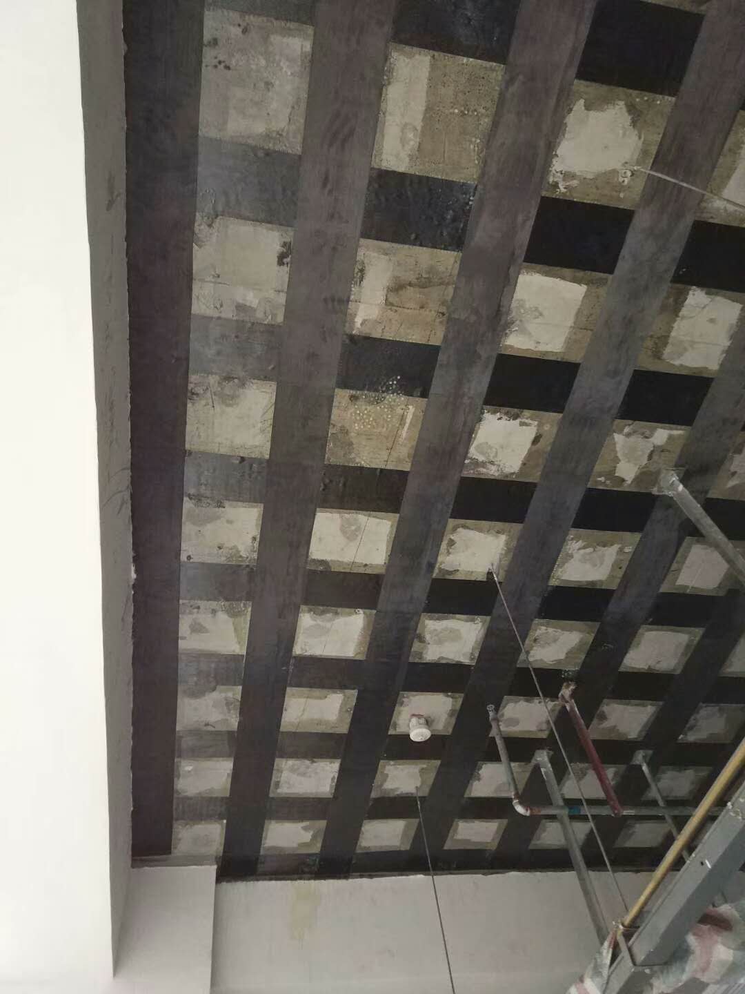 楼板碳纤维加固2.jpg