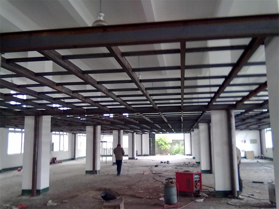 1652150578628515.jpg 钢结构隔层制作4.jpg